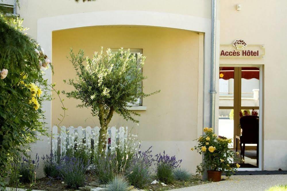 Logis Auberge Bienvenue Doué-la-Fontaine Exterior foto